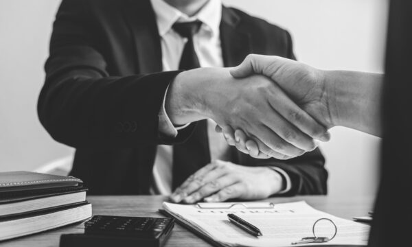 Collaborazione strategica nei mercati internazionali