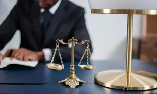 Il caso FWU Life Insurance Lux S.A.: cosa c’è dietro e quali rischi per i consumatori